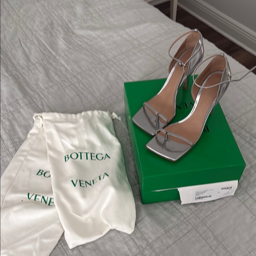 Bottega Veneta Silver Mirror Calf stretch sandal